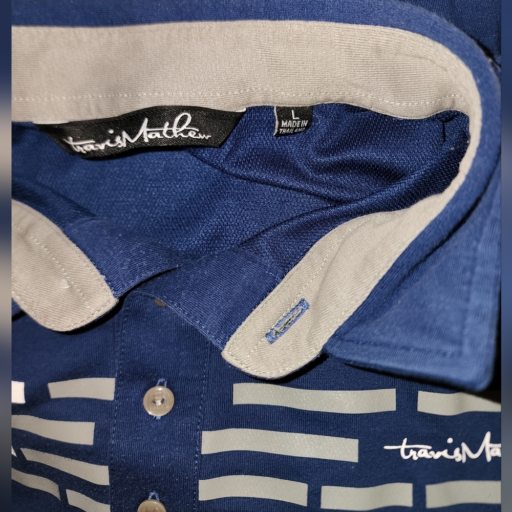 Travis Mathew Mens Size  L Polo Golf Shirt Navy Blue Pima Cotton Lightweight - Picture 4 of 4